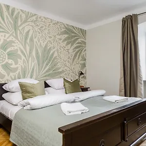 Old Town Serviced P&o Apartament Warszawa